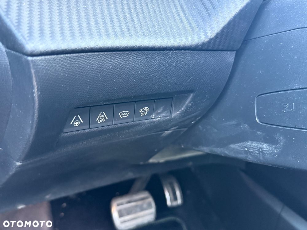 Peugeot 2008 GT Line - 15