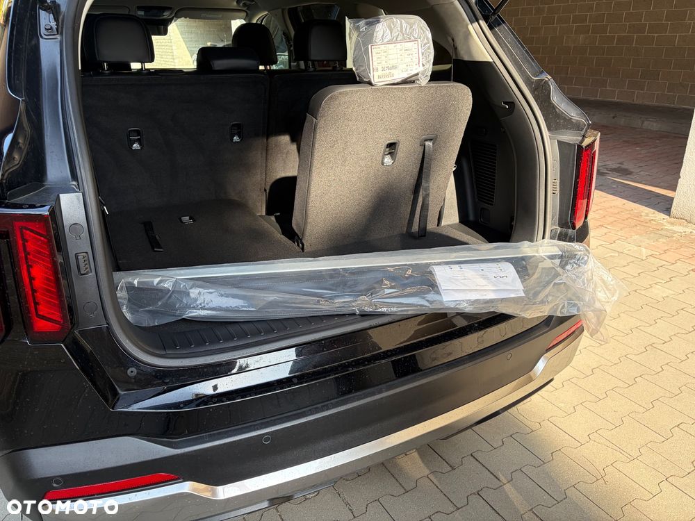 Kia Sorento - 9