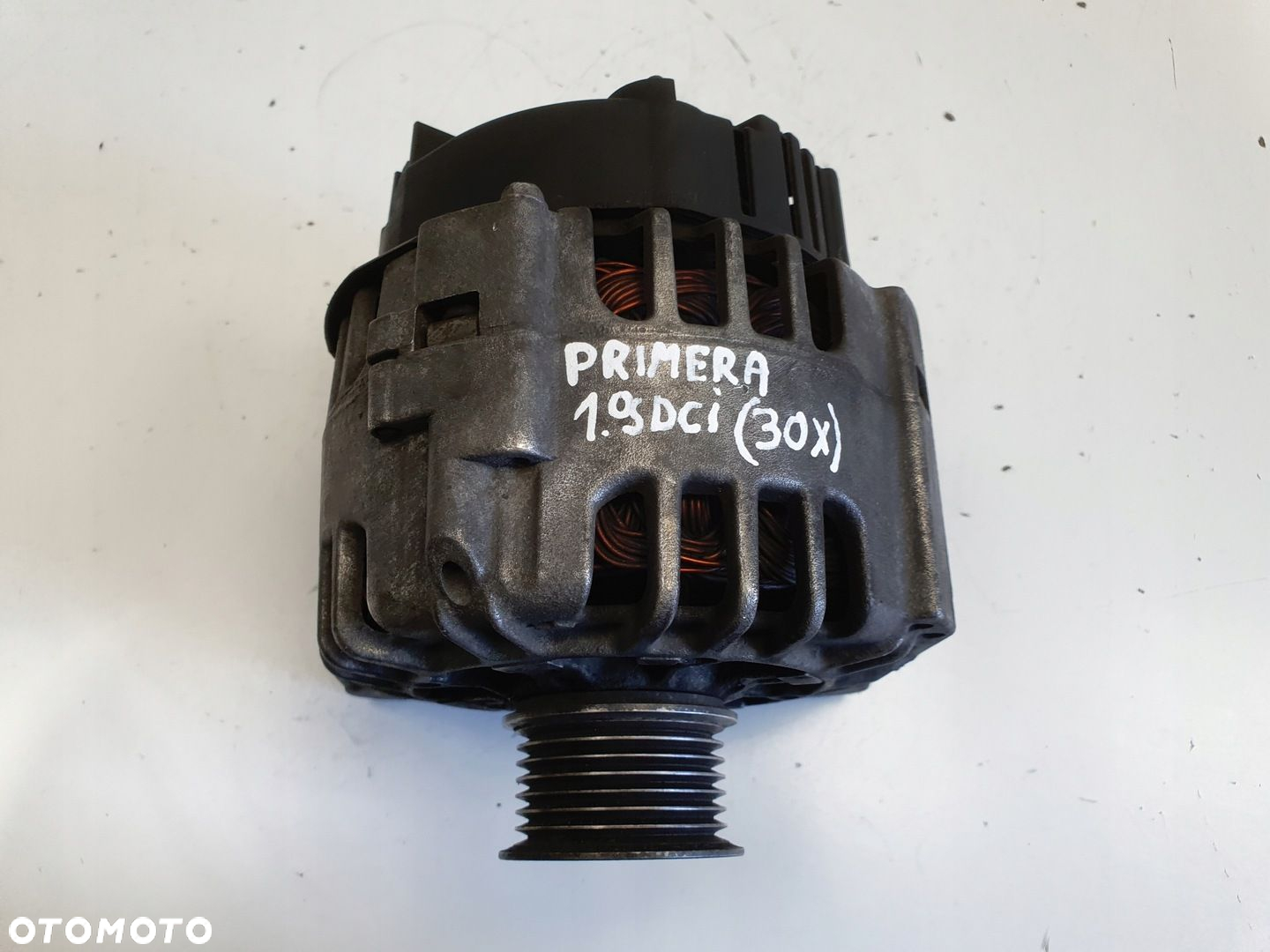 Nissan Primera P12 1.9 DCI ALTERNATOR 8200495305 valeo 125A - 7