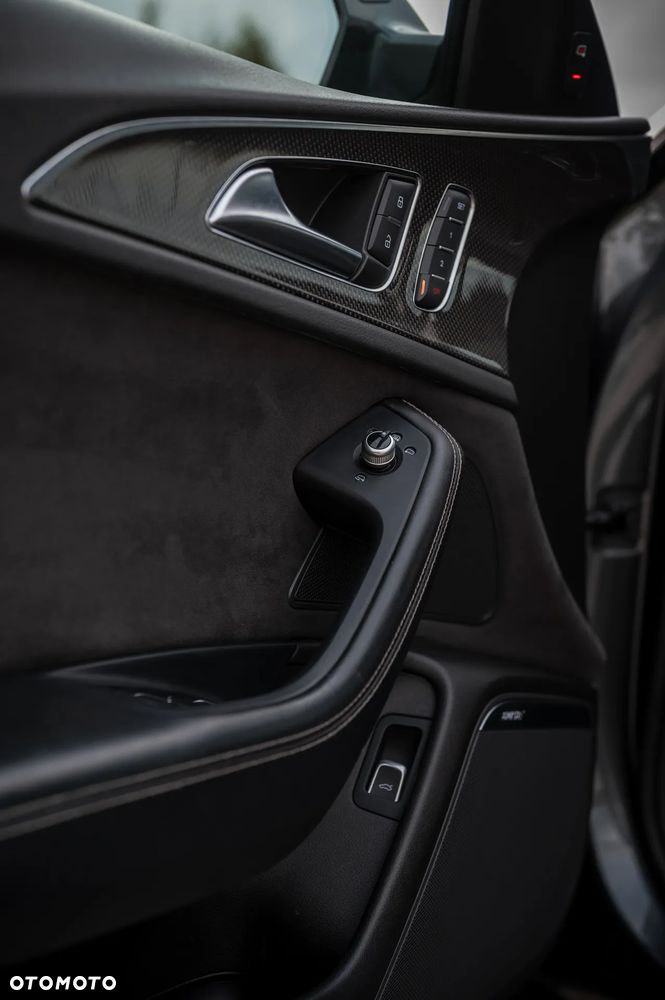 Audi S6 Limousine - 13