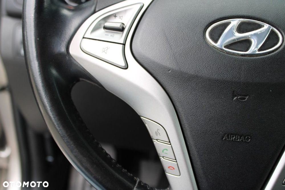 Hyundai ix20 - 21