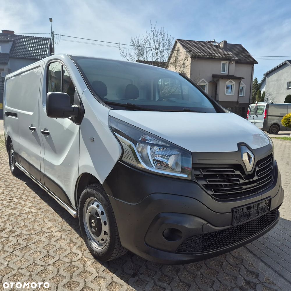 Renault Trafic - 1