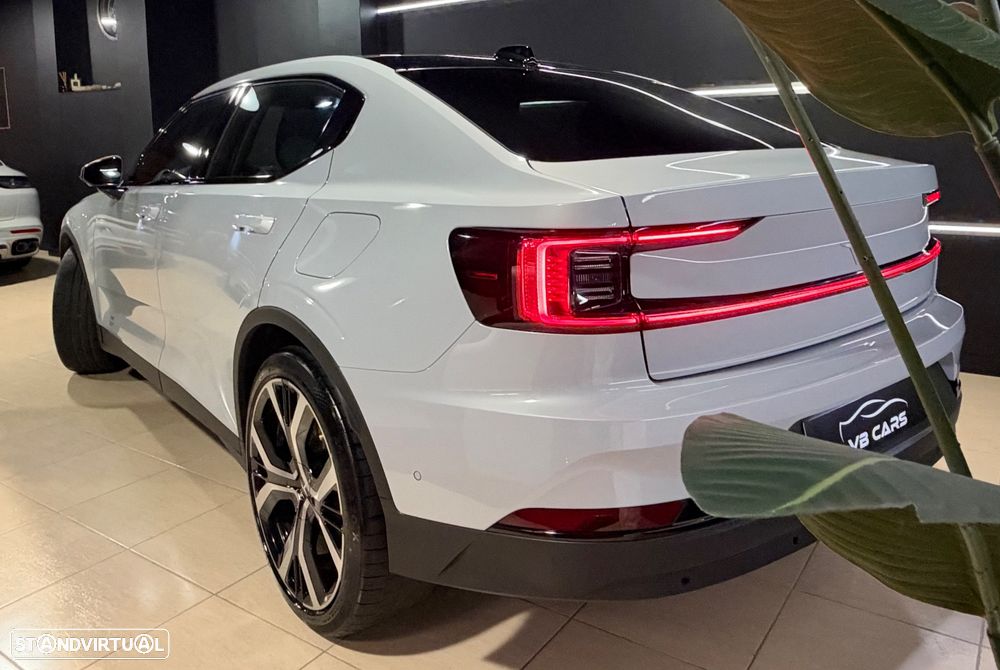 Polestar 2 2022 photo 2