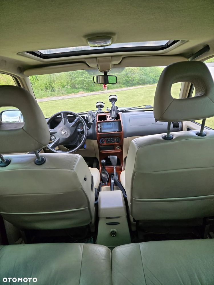 Nissan Terrano - 15