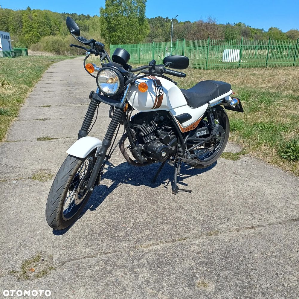 Barton Cafe Racer - 1