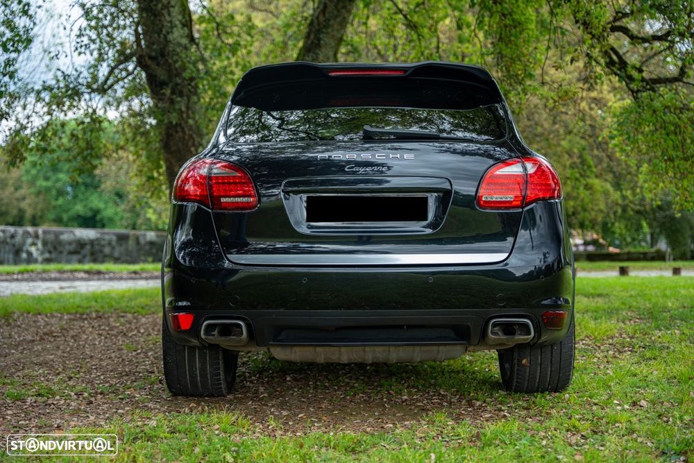 Porsche Cayenne 3.0 V6 - 4