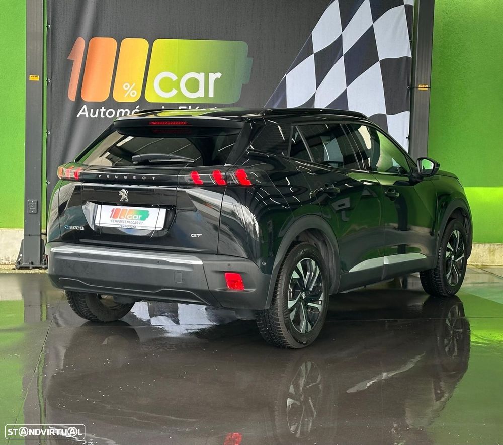 Peugeot e-2008 50 kWh GT - 5