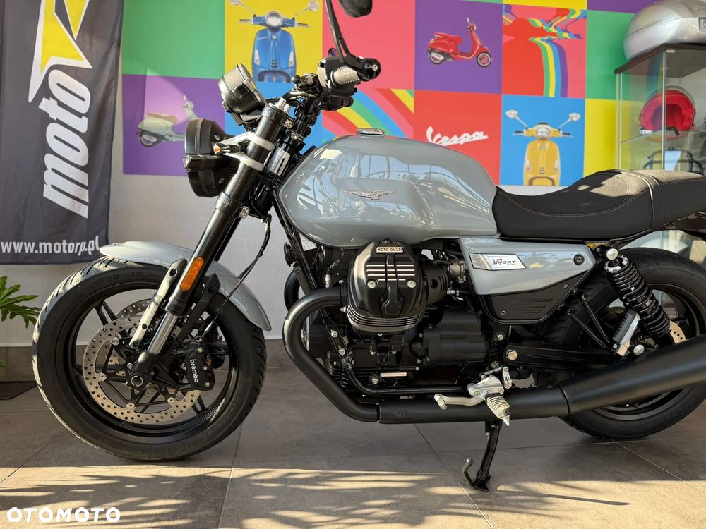 Moto Guzzi V7 - 4