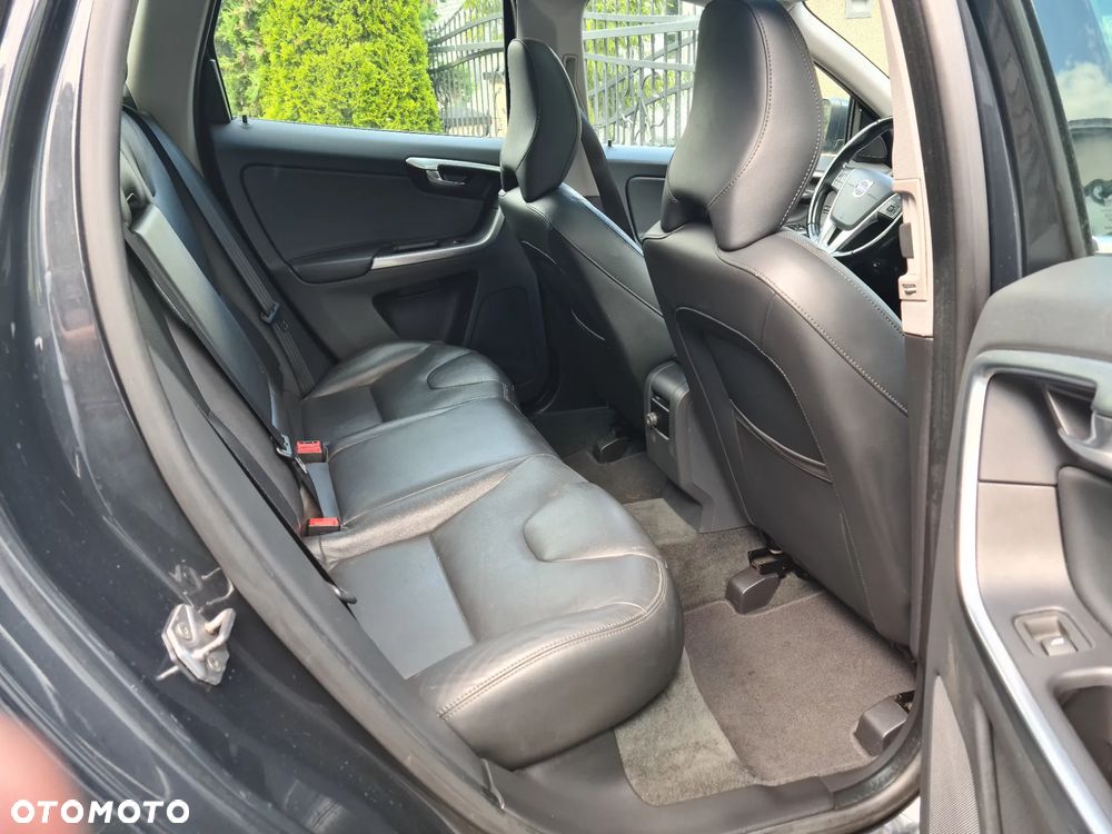 Volvo XC 60 D3 Momentum - 31