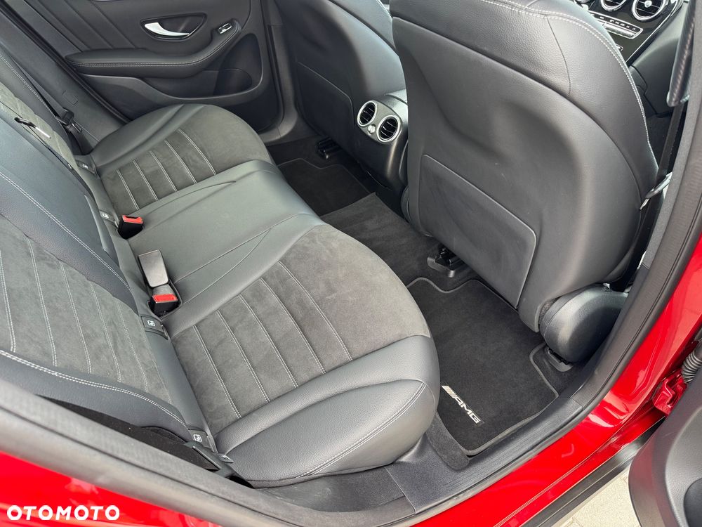 Mercedes-Benz GLC 200 d 4Matic 9G-TRONIC AMG Line - 17