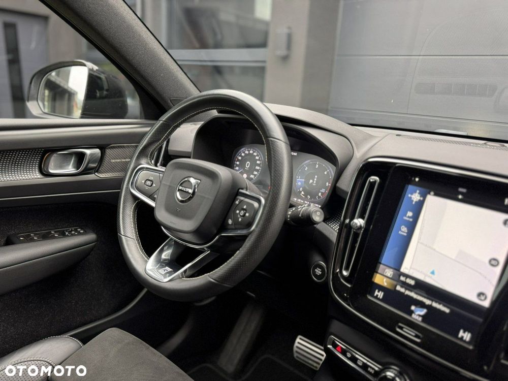 Volvo XC 40 D3 SCR R-Design - 9