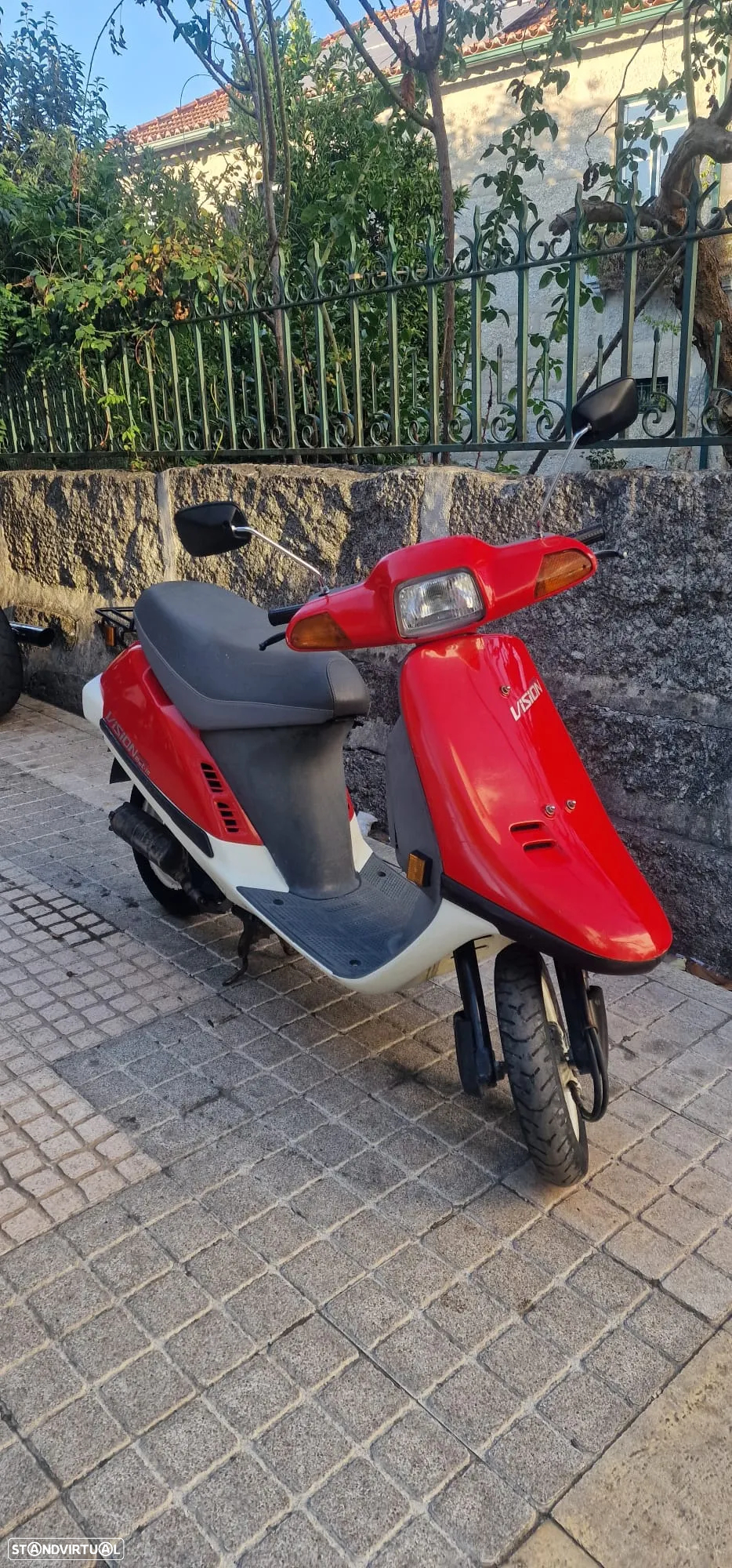 Honda Vision - 2