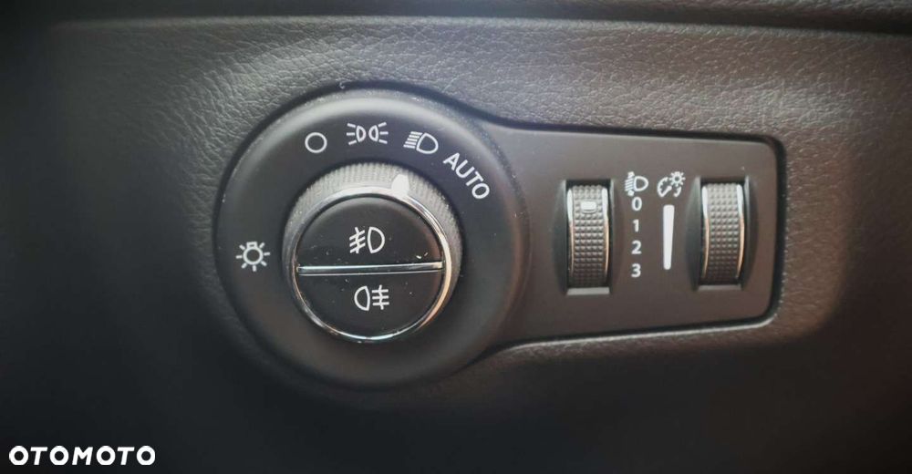 Jeep Compass - 27
