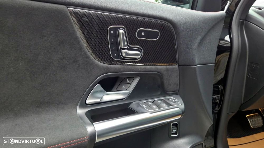 Mercedes-Benz GLA 200 AMG Line - 7