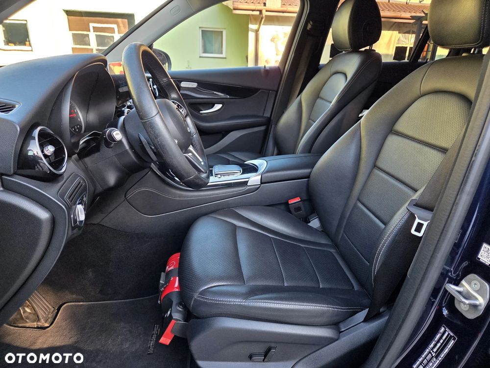 Mercedes-Benz GLC 220 d - 27
