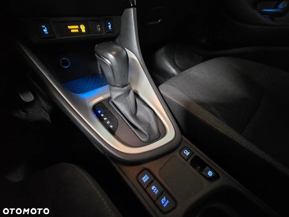 Toyota Yaris Hybrid 1.5 Comfort - 17