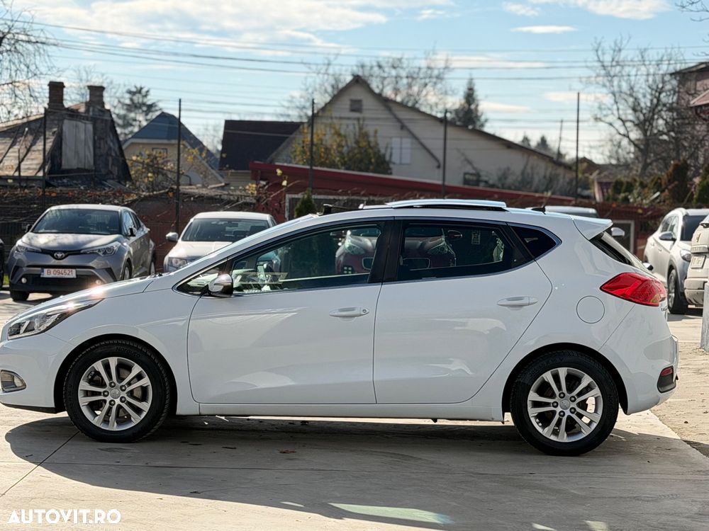 Kia Ceed 1.6 CRDi 128 97g Edition 7 - 13