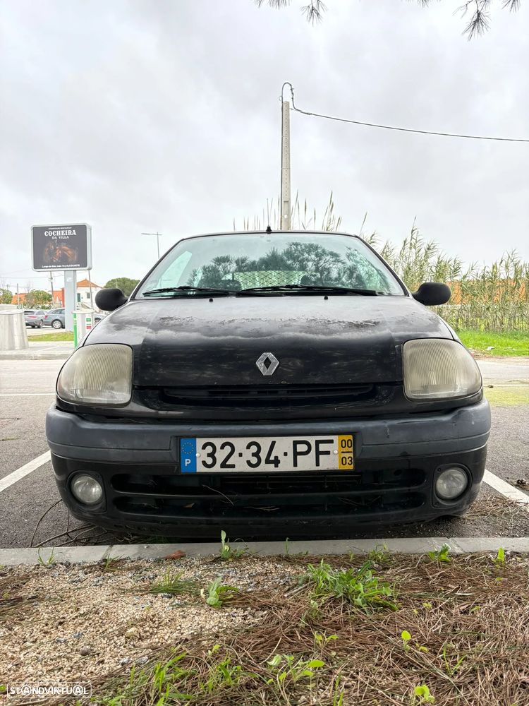 Renault Clio 1.9 D RN - 4