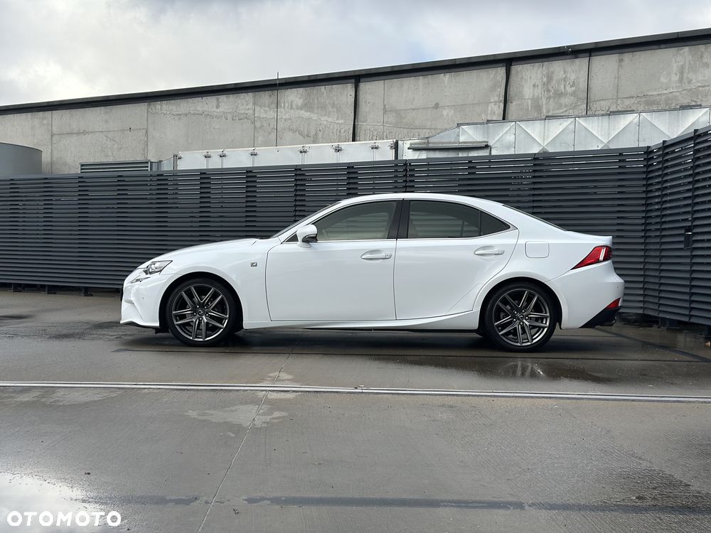 Lexus IS 250 F Sport - 6
