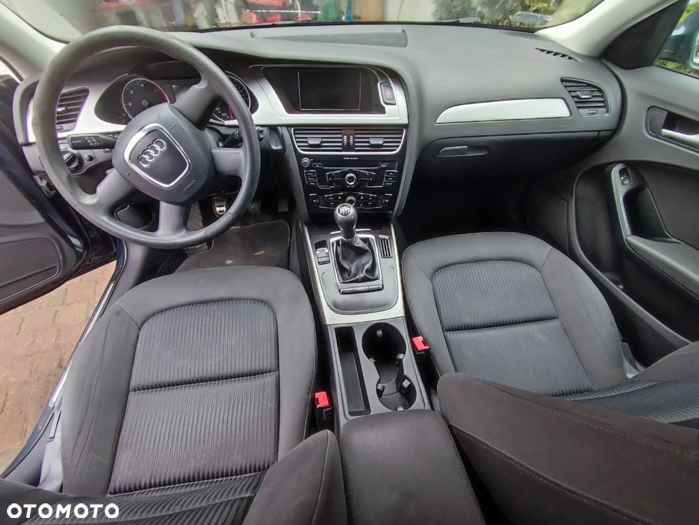 Audi A4 Avant - 2