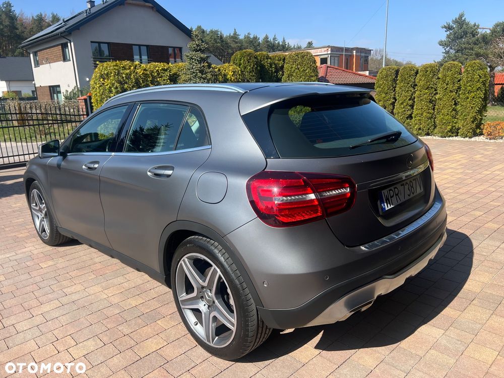 Mercedes-Benz GLA 200 7G-DCT AMG Line - 4