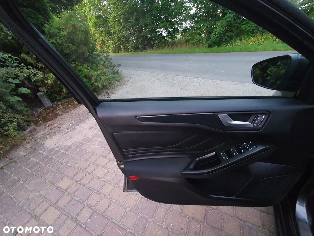 Ford Focus 1.5 EcoBoost STart-Stopp-System ST-LINE - 9