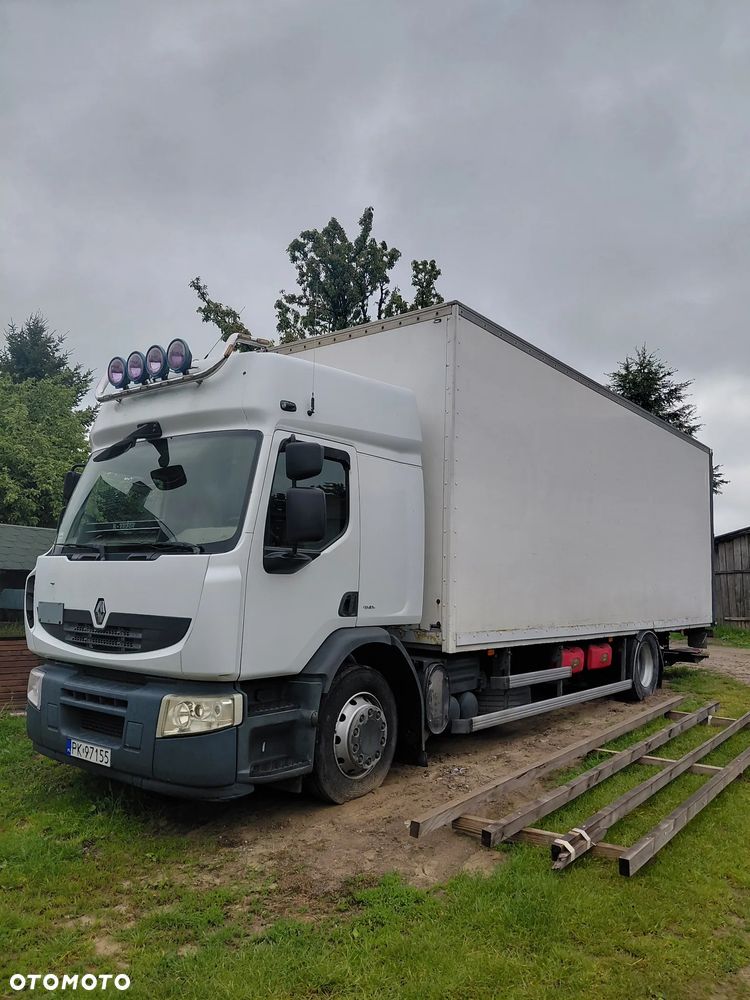 Renault Premium - 2