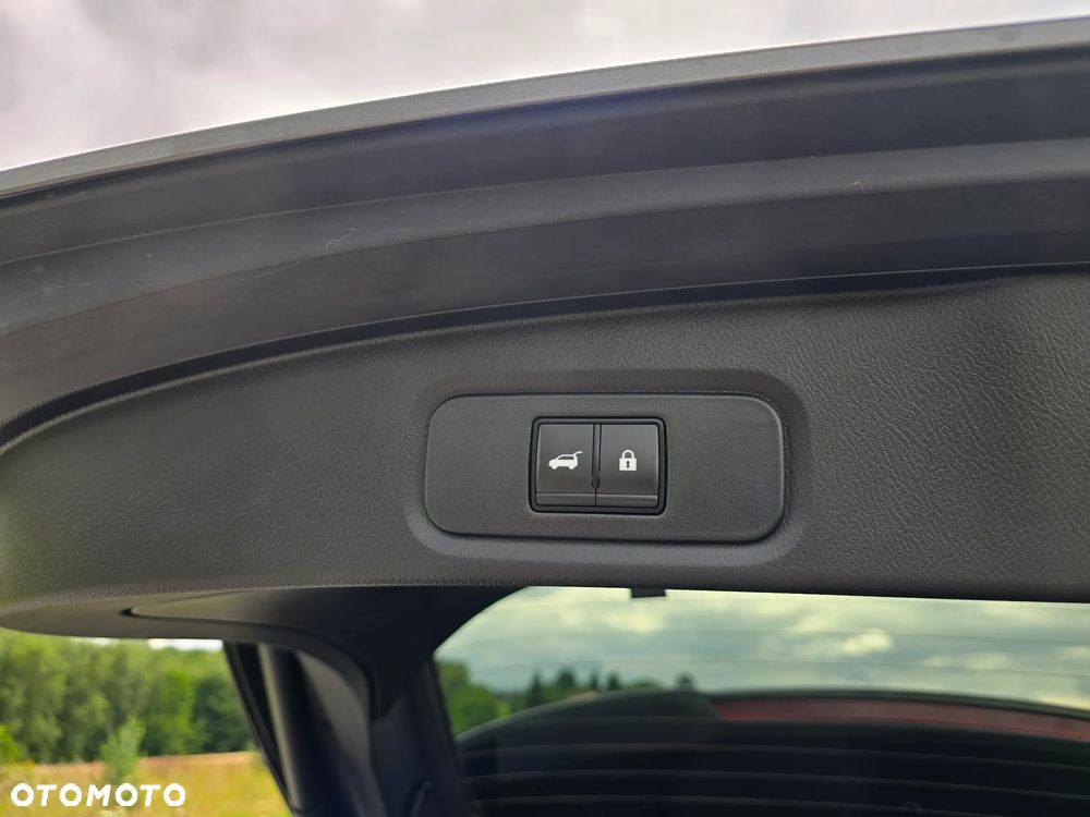 Nissan Qashqai 1.3 DIG-T MHEV Xtronic Tekna+ - 24