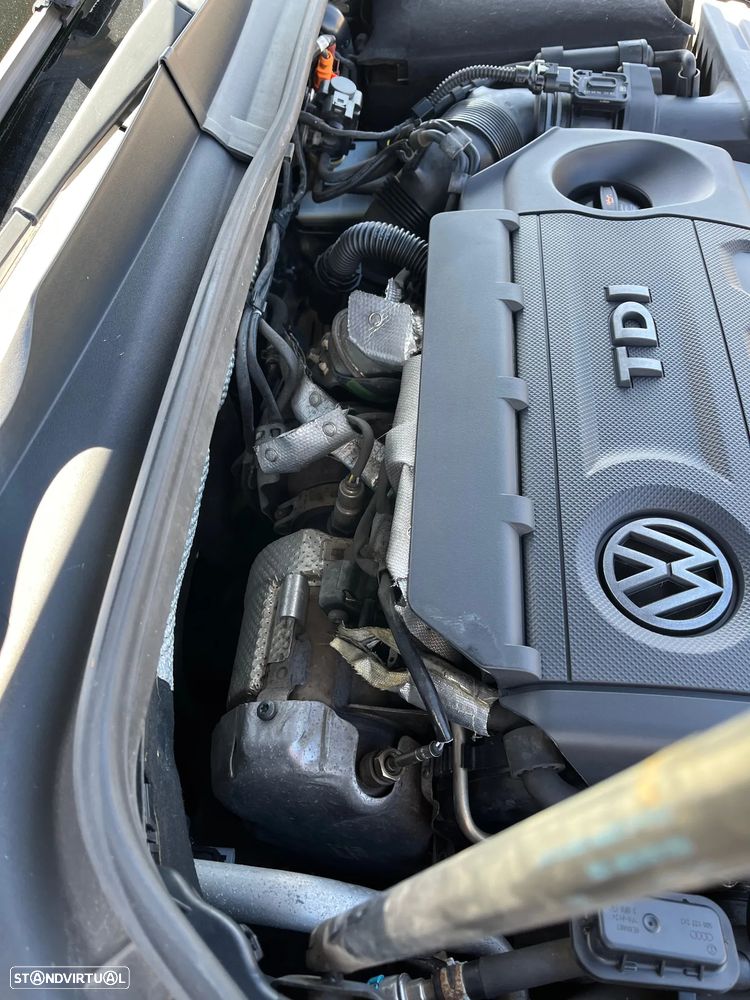 VW Golf 1.6 TDi Trendline BlueMotion - 13
