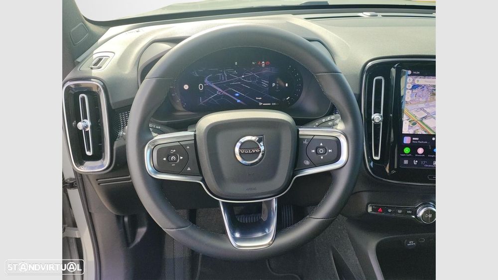 Volvo XC 40 2.0 B3 Core — fotografia 12