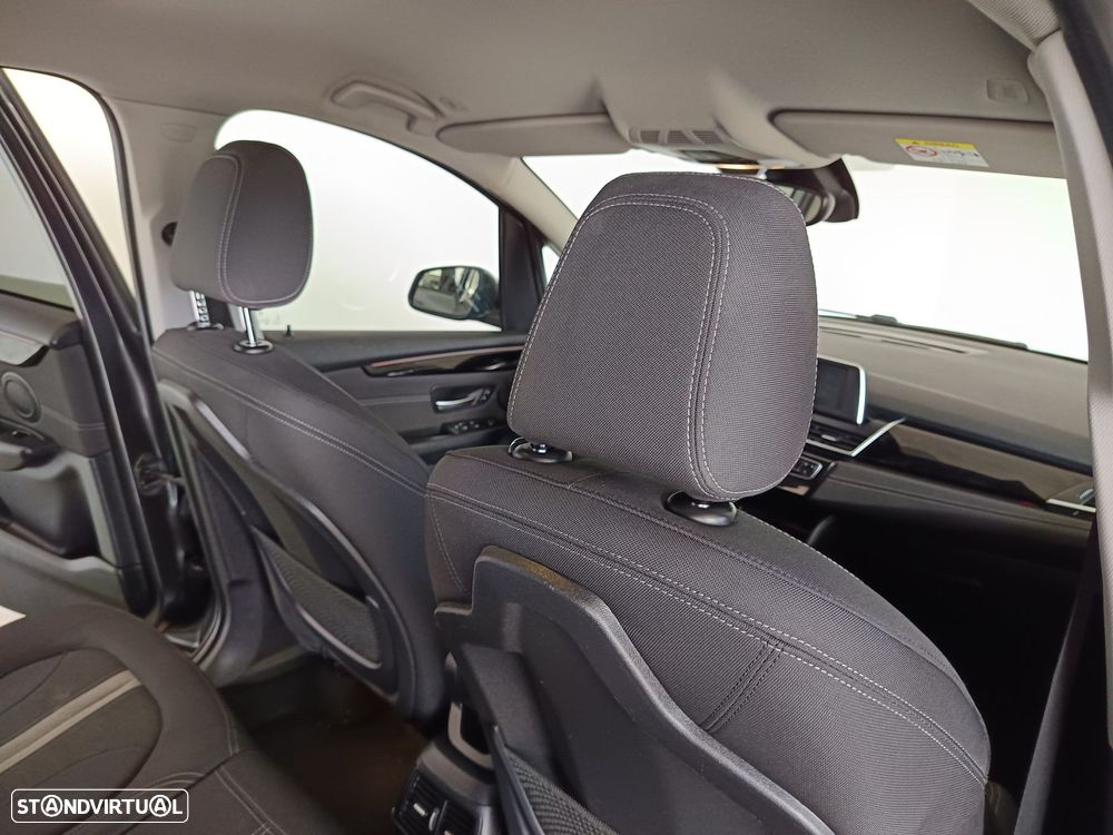 BMW 216 Gran Tourer d 7L Line Sport - 44