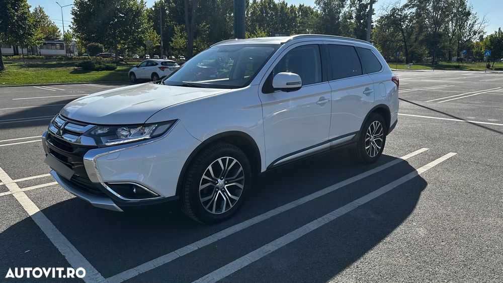 Mitsubishi Outlander 2.2 Litre DI-D AWD Instyle Aut. - 1