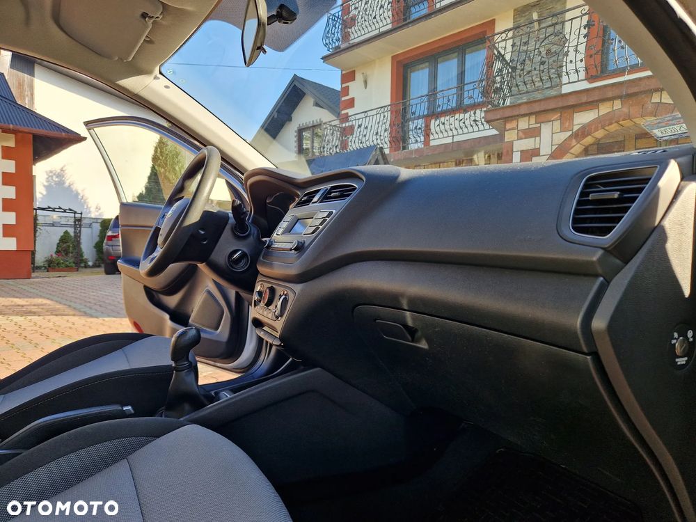 Hyundai i20 1.2 Comfort - 25