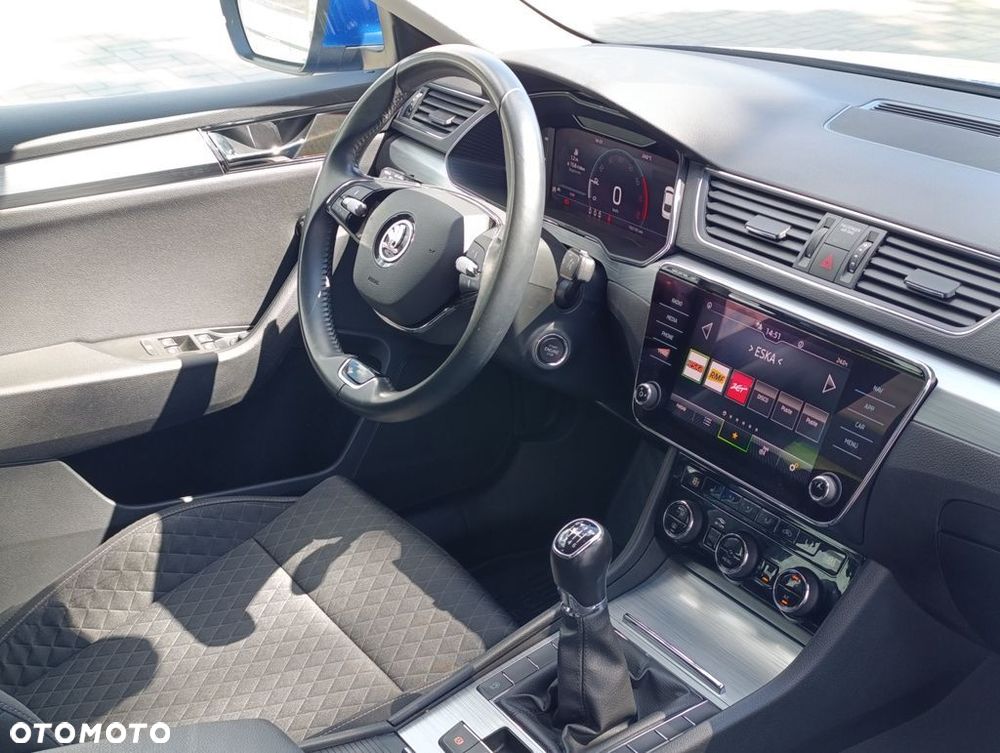 Skoda Superb 1.5 TSI Ambition - 41