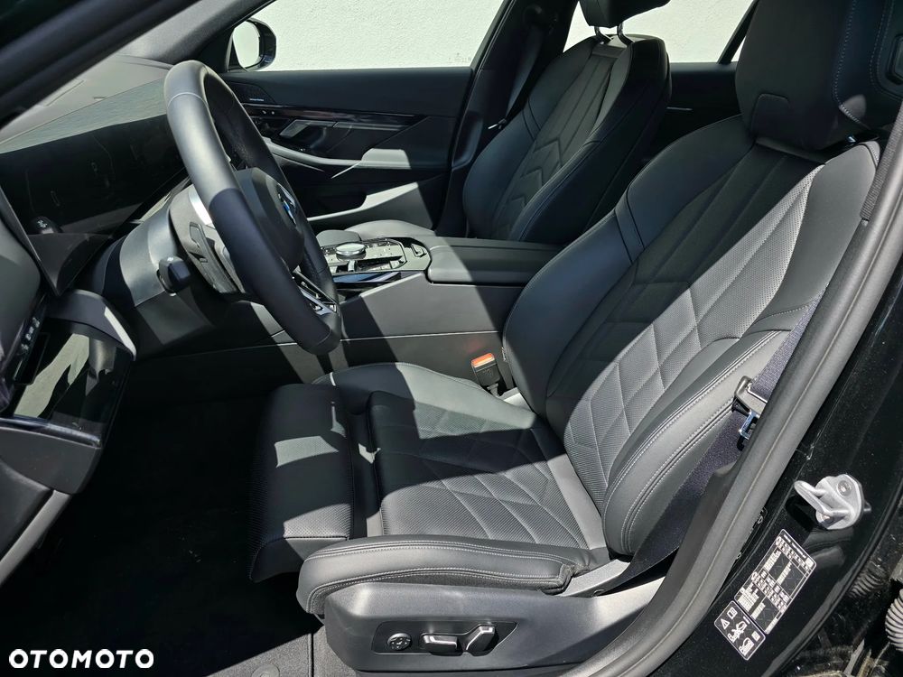 BMW Seria 5 520d xDrive mHEV M Sport - 8