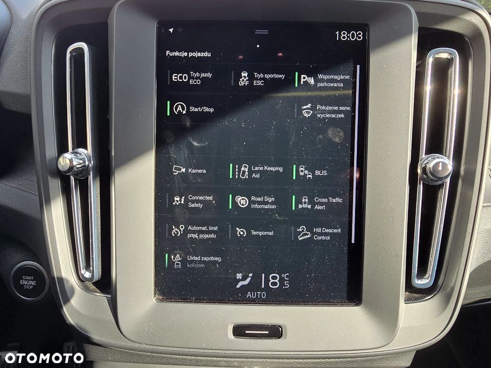 Volvo XC 40 T2 Momentum Pro - 13