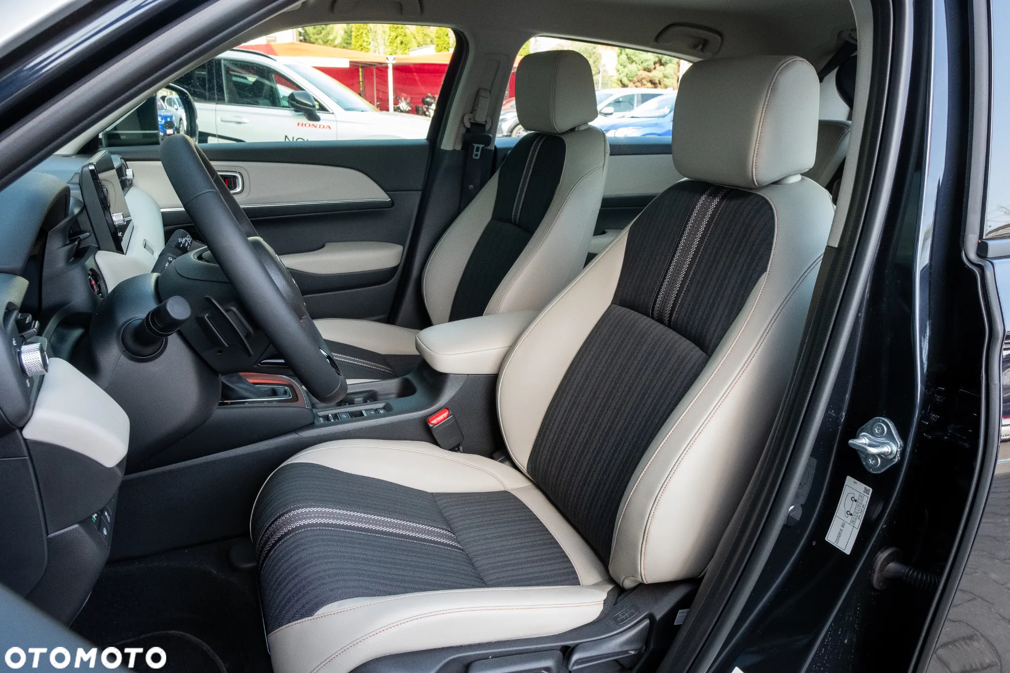 Honda HR-V 1.5 i-MMD Advance Style CVT - 10