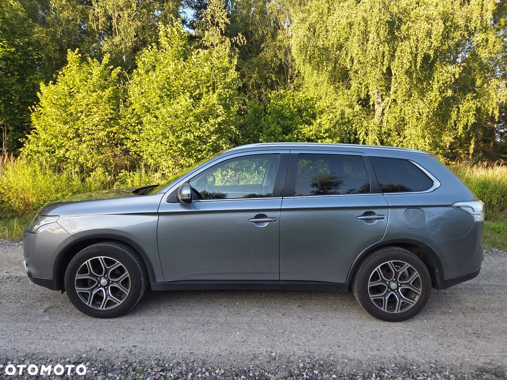Mitsubishi Outlander 2.0 Intense + CVT - 3