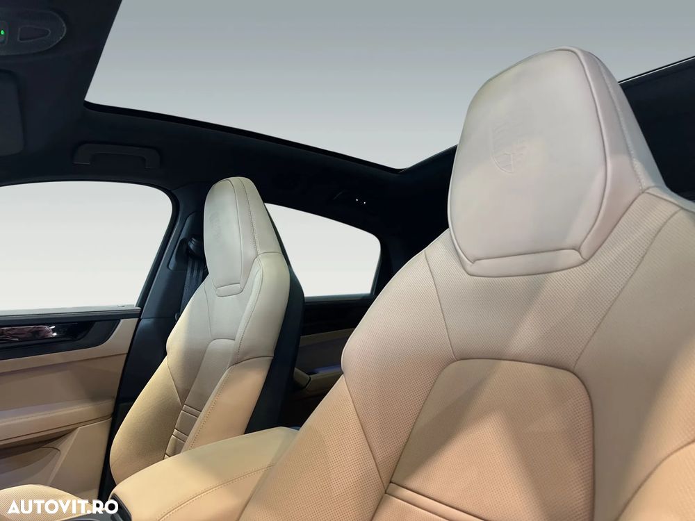 PORSCHE Cayenne Coupe 2026 — imagine 15