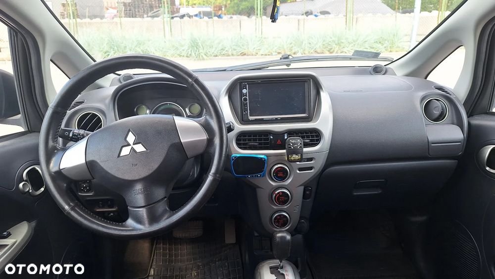 Mitsubishi i-MiEV Standard - 5