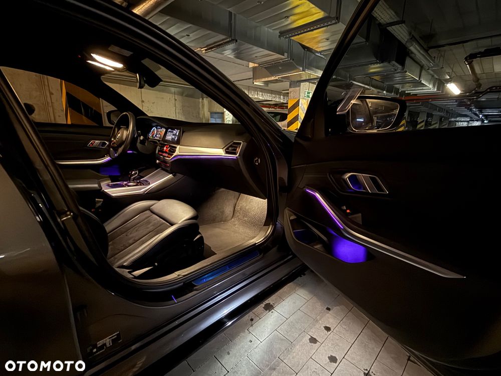 BMW Seria 3 318i M Sport - 26
