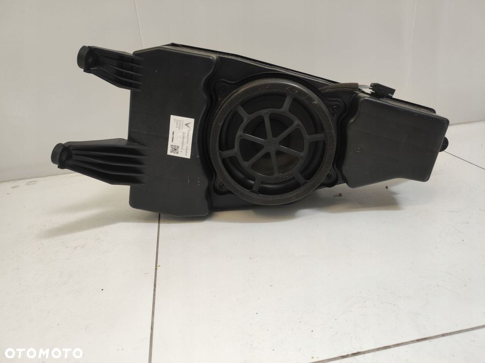 głośnik niskotonowy subwoofer vinfast vf9 - 3
