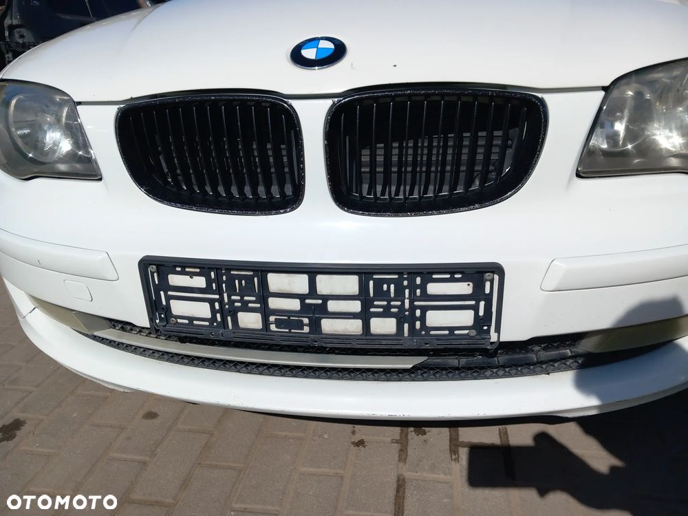 BMW E87 ZDERZAK PRZEDNI PRZÓD LIFT KOLOR: 300 - 4
