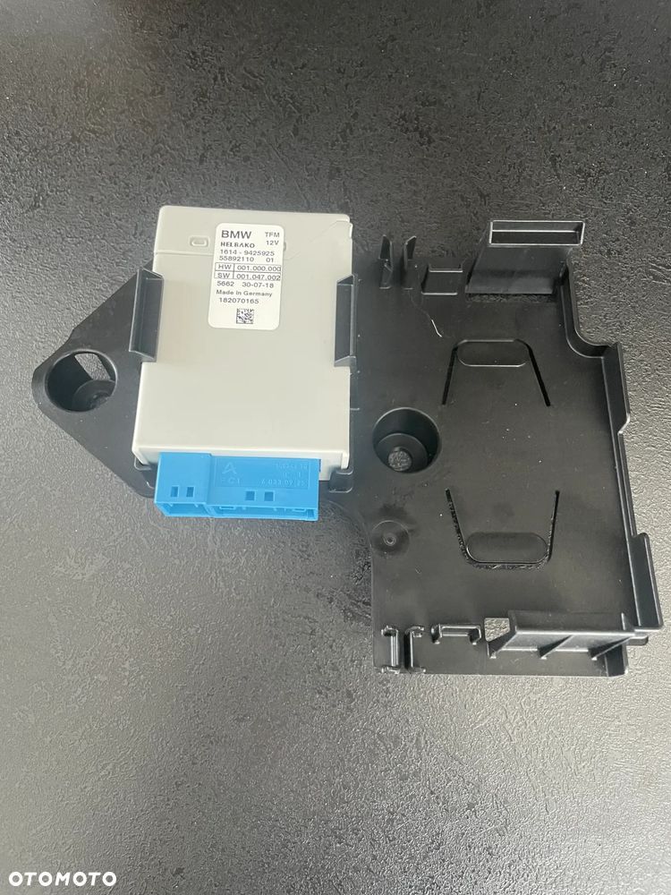 Sterownik pompy paliwa BMW I3  9425925 - 1