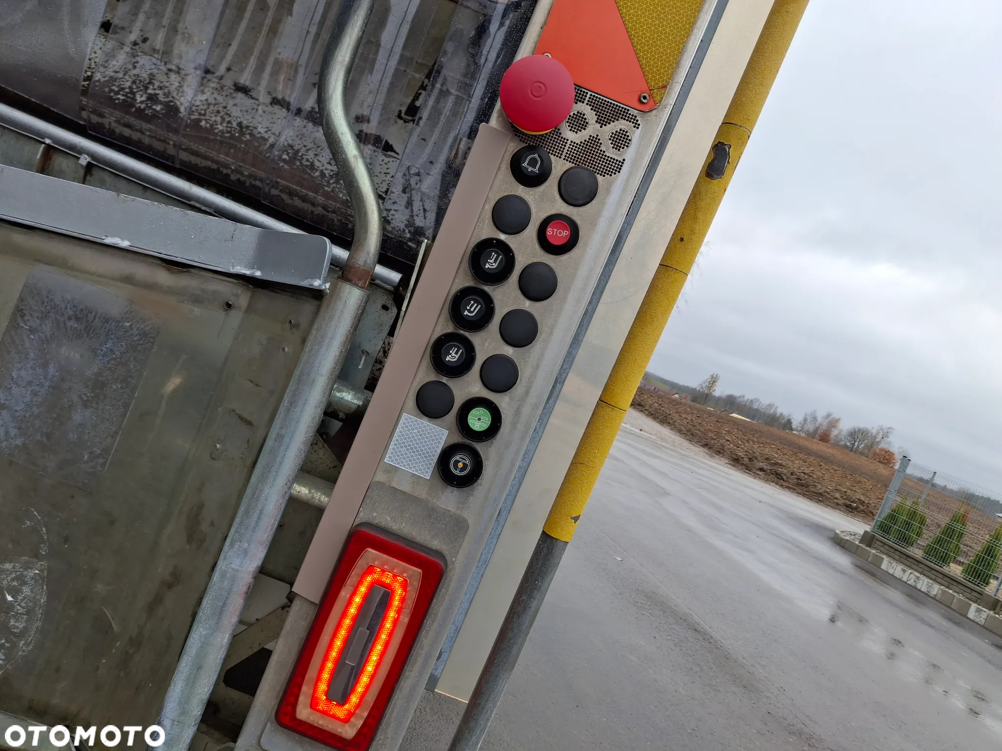 Renault D26 Śmieciarka Odpady FAUN Variopress Euro 6 2015r 3 Osie 73 Tyś KM - 10