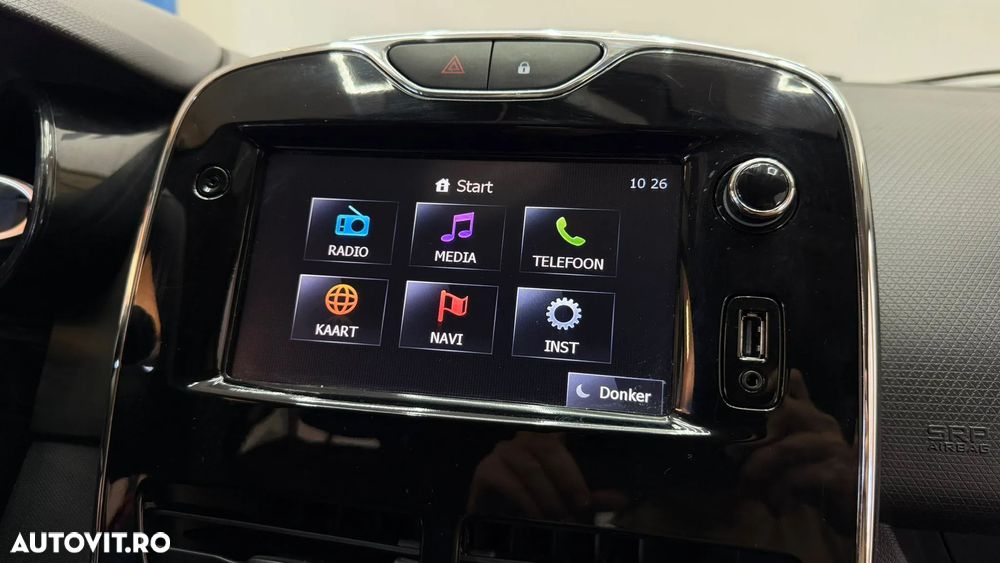 Renault Clio Estate 0.9 TCe Authentique - 19