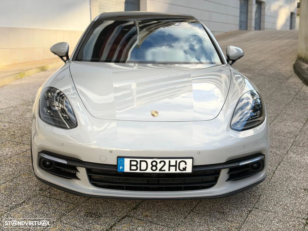 Porsche Panamera Sport Turismo 4 E-Hybrid Platinum Edition - 11