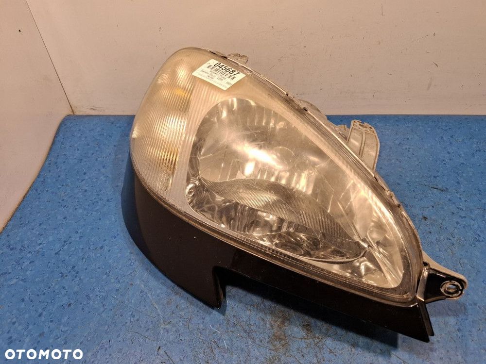 DAEWOO REZZO REFLEKTOR PRAWY - 3