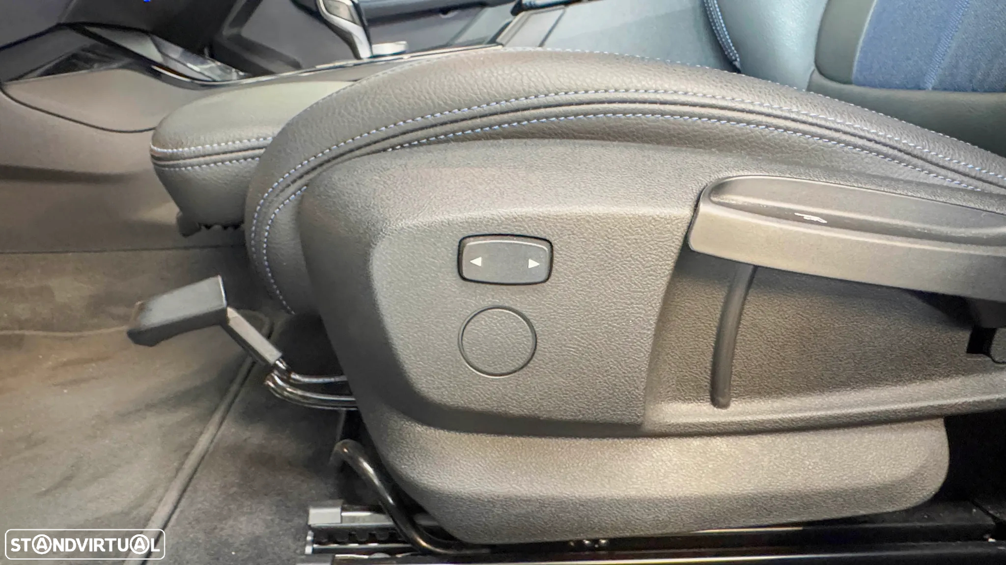 BMW 116 d Pack Desportivo M Auto - 19