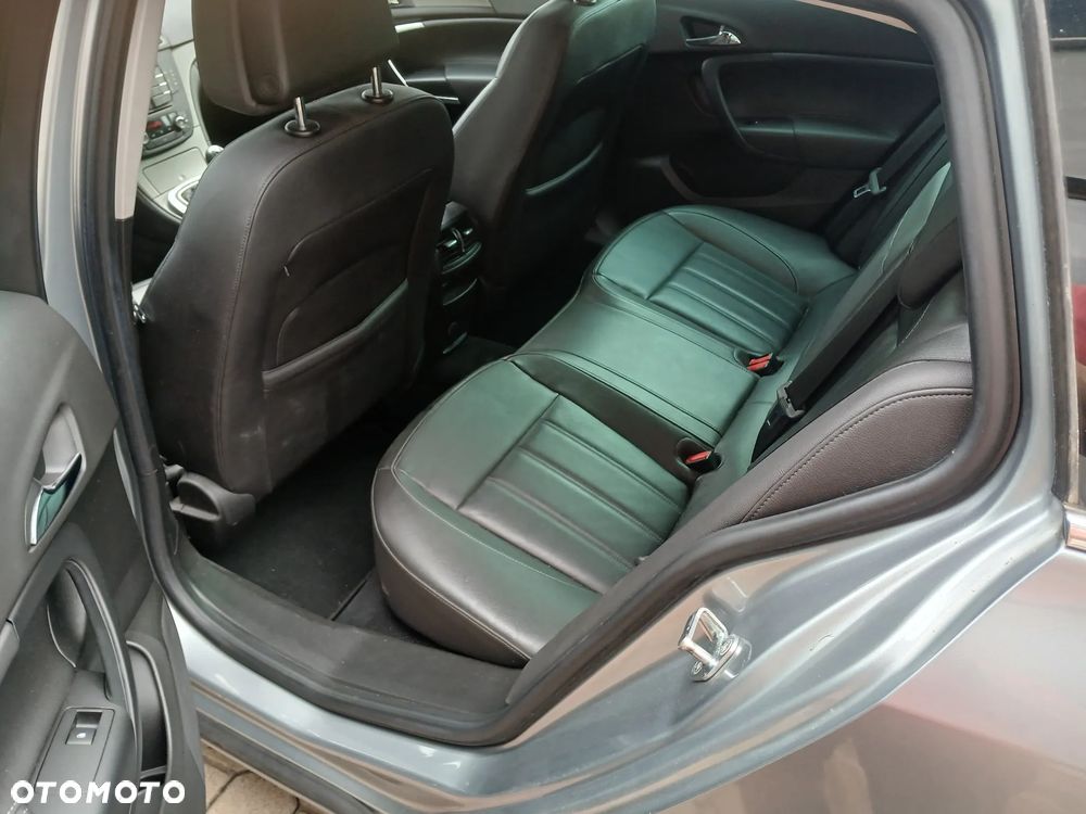 Opel Insignia 1.6 T Cosmo - 23